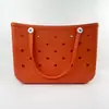 Bolsa perforada de EVA, bolsa de playa estilo vacación europea y americana en la costa, bolso de mano ligero de gran capacidad, se puede personalizar con accesorios, bolsa tote