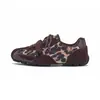 Zapatillas de entrenamiento alemanas con estampado de leopardo, que aumentan la altura interior 6 cm, estilo mujer, nueva colección otoño 2026, zapatillas deportivas casuales retro con cordones y suela plana