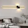Lámpara de pared lineal minimalista para mesita de noche de dormitorio, aplique de iluminación de pared de fondo de rejilla simple moderno y creativo para sala de estar