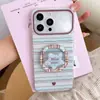 Funda de color burdeos con finas rayas azules y blancas, patrón de corazones pequeños, patrón de cuadrícula, diseño de círculos y estrellas, adecuada para funda de teléfono Apple 17PROMAX 18