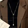 Belleza de Otoño e Invierno~Collar de Cruz Dorada para Mujer, Nuevo Modelo 2026, Cadena de Suéter de Alta Gama, Accesorio Largo de Nicho