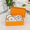 Série Ogmatu Louça de Porcelana Bone China Prato para Comida Ocidental Prato de Sobremesa Prato para Bolo Prato para Espetinho Xícara e Pires de Café Caixa de Presente