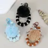 Otoño e Invierno Nuevo Estilo Coreano Llavero de Bola de Felpa Bolso para Teléfono Móvil con Cuentas Hecho a Mano Accesorios Colgantes para Bolsos Pulsera Corta para Mujeres