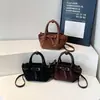 Bolso de Mano Retro de Gama Alta, Bolso Tote Pequeño para Mujer, Nuevo Bolso Cubo Pequeño de Moda 2025, Bolso Cruzado Simple de un Solo Hombro