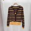 Suéter de Punto Coreano Dongdaemun 2025 Invierno Nuevo Elegante Retro Versátil Adelgazante Rayado Falso Dos Piezas para Mujer