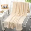Toalla de baño de vellón de coral traje de toallas grandes hombres y mujeres parejas adultas más suave que el algodón absorbente baño secado rápido venta al por mayor