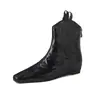 Botas Femininas de Salto Grosso Bico Quadrado Cano Curto 3CM Zíper Traseiro Botas Femininas Simples Chegada Nova do Outono Camada Superior de Pele de Ovelha Botas de Cano Curto Moda Casual Feminina