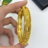 Pulsera de Aleación Chapada en Oro de Venta Caliente Novia de Dubái India Lujo Ligero para Mujer Boda Oro Arena Pulsera Joyería Al por Mayor