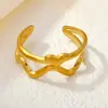 Anillo Geométrico de Línea Cruzada de Acero Inoxidable Chapado en Oro de 18K Anillo Lote Pequeño Joyería de Alta Gama Anillo de Acero Inoxidable