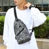 Bolso de Pecho para Hombre Coreano Repelente al Agua Oxford Casual Mochila Pequeña para Exterior USB Hombro Cruzado con Estampado de Logotipo