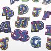 Novos Adesivos de Tecido com 26 Letras Inglesas do Fabricante Adesivos Bordados em Jeans Decoração de Mala de Viagem Adesivos de Patch de Letras