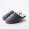 Nuevas Zapatillas de Casa de Algodón Estilo Japonés 2024 Invierno Gruesas Antideslizantes Pareja Felpa Suela Gruesa Zapatos de Maternidad para Hombres