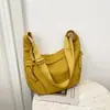 Bolsa de Moda em Nylon Bolsa Feminina 2026 Novo Estilo Textura Fashionável Bolsa de Ombro Único Transversal Fashionável Bolsa Feminina Tendência Bolinho