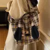 Moda femenina coreana 2026 nuevo bolso tote simple a rayas para el trabajo de otoño e invierno, bolso de hombro a cuadros de gran capacidad