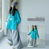 Conjunto de sudadera de otoño para niñas 2026 nuevo conjunto de dos piezas de moda estilo coreano para niños mayores, ropa elegante para niñas