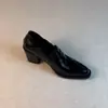 Mocassins Elegantes de Bico Fino de Alta Qualidade para Mulheres, Estilo Coreano 2026 Novos Sapatos de Salto Baixo Slip-On, Sapatos Pequenos de Couro Retro com Temperamento para o Trabalho