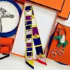 Lenço de Seda Pequeno em Sarja Hermes Versátil para Envolver Bolsas, Fita Longa Estreita de Seda para Amarrar Bolsas, Amarrar o Cabelo, Amarração, Gravata de Seda e Amarrar Alças