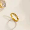 Anillo de Acero de Titanio Incrustado con Diamantes para Mujer, Diseño de Nicho Trendy de Lujo Ligero, Anillos de Pareja de Diamante Triturado de Alta Gama, Anillo para Dedo Índice y Meñique