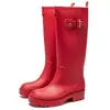 Botas de Lluvia de Caña Alta Transfronterizas para Mujer, Suela Gruesa, Cómodas, Antideslizantes, Estilo Europeo y Americano para Exterior, Zapatos de Agua Versátiles, Zapatos Antideslizantes para Lavar el Coche para Mujer