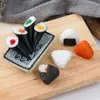 Llavero de Sushi Comida Simulada Llavero de Bola de Arroz Triangular Colgante de Bolsa de Arroz con Huevas de Pescado y Algas Estilo Japonés