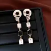 Aretes de aguja plateada con diamantes, aretes de borla redondos y cuadrados, sensación de lujo ligero y alta gama, diseño vintage, aretes de moda y versátiles