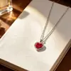 Collar de Corazón de Amor Suave Estilo Francés con Rosa Microincrustada para Niñas, Cadena de Clavícula Nueva de Lujo Ligero Retro Romántico de Alta Gama
