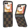 Para Capa de Celular Motorola Razr60 Resistente a Quedas Padrão Fibra de Carbono Kevlar Capa de Couro Razr2025