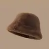 Sombrero de felpa blanco para mujer, invierno, lindo, celebridad de internet, engrosado, estiliza la cara, pequeño, celebridad de internet, moda, visón sintético, transfronterizo, sombrero de pescador