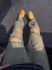 Jeans Rasgados Retro Estilo Americano Amarillo Arcilla Azul para Hombre Verano Diseño con Sentido Pantalones de Nicho Rectos Pantalones de Mendigo