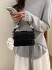 Bolsas Tejidas de Moda de Nicho Transfronterizas Bolsos de Mano para Mujer 2026 Nuevo Bolso Cuadrado Pequeño Versátil Elegante Bolso de Hombro Cruzado