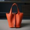 Bolso Canasta de Cuero Vacuno de Primera Capa Hecho en Fábrica, Completamente Cosido a Mano con Hilo Encerado, Herrajes Completamente de Acero, Borde Untado con Aceite Cepillado, Para Llevar en la Mano, Código de Artesano en Forma de K