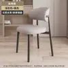 Mesa de Negociación y Sillas de una Pieza Empacadas Suavemente para Uso Doméstico, Arte de Hierro, Cuero Simple, Venta al por Mayor para Dormitorios, Silla de Estilo Italiano, Silla de Recepción con Respaldo, Silla de Comedor