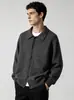 Camisa tipo polo de manga larga para hombre con textura, corte slim, estilo americano, disponible en stock, cruce de fronteras. Suéter tejido con cuello camisero. Chaqueta cárdigan de punto fino.