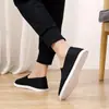Melaleuca soles zapatos de tela del viejo Pekín zapatos de trabajo zapatos de paso bajo del viejo Pekín zapatos de lona zapatos de tela hechos a mano zapatos de puesto venta al por mayor