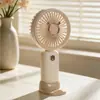 Ventilador elétrico portátil mini, simples e fresco, recarregável por USB, três velocidades de vento, com suporte, pequeno ventilador vertical de mesa