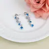 Hermoso y Exquisito, Brillante y Completamente Incrustado con Circonita, Set de Joyería para Mujer Incluyendo Collar, Pendientes y Pulsera, Set de Tres Piezas, Venta Directa desde Fábrica de Yiwu