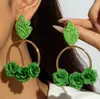 Accesorios Transfronterizos Europeos y Americanos, Pendientes de Flor de Rafia de Colores Estilo Vacacional, Serie del Día de San Valentín Pendientes Florales Tejidos