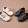 Mocasines para niñas, zapatos de piel 2026, estilo nuevo de otoño para niños, zapatos sencillos retro de suela blanda para niños de preescolar