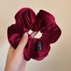 Elegante y versátil anillo para el cabello de intestino grueso de terciopelo plisado para otoño e invierno, elegante cuerda para la cabeza retro, simple y versátil para mujer, cola de caballo, cuerda para el cabello, cabeza