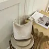Bolso de Axila para Mujer 2026 Nueva Moda de Verano Tendencia de Gama Alta Nicho para Viajar al Trabajo Bolso Cruzado de Hombro Único Tipo Cubo