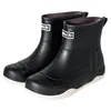 Botas de lluvia impermeables, botas de agua antideslizantes de moda para exteriores hasta la pantorrilla, botas estilo Martin para exteriores, botas de nieve para mujer, zapatos de goma, cubrezapatos, zapatos