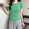 Camiseta de Algodón de Manga Corta con Hombro Derecho Descubierto y Cuello Redondo para Mujer en Verano con Dobladillo Asimétrico, Corte Ajustado y Top Versátil Estilo Básico