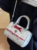 2025 Nuevo Estilo de Verano Dulce Femenino Corazón Bolso Boston Rosa Lazo Nicho Viajero Hombro Cruzado Bolso de Mano