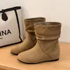 Botines de mujer de alta gama, modernos y versátiles para otoño e invierno 2026, botines cortos, a la moda y con estilo, con un look moderno y chic, y un nuevo diseño de suela plana