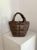 Nuevo bolso tote de otoño/invierno para ir al trabajo, gran capacidad, elegante y con estilo, adecuado para ventas transfronterizas, bolso cubo versátil en forma de nube para mujer