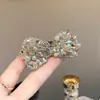 Pinza para el Cabello de Lazo Plateado para Mujer 2026 Nuevo Estilo Pinza Lateral para el Cabello con un Toque de Lujo para Flequillo y Accesorios para el Cabello