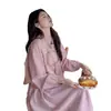 Conjunto de Vestido Colete Rosa Estilo Nacional, Roupa Estilo College Coreano para Mulheres, Camisa Elegante e Rejuvenescedora de Manga Longa com Saia de Barra Larga