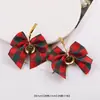 Decoraciones navideñas más vendidas transfronterizas: lazos de cinta, adornos de campana, cajas de regalo, adornos para árbol de Navidad y kits de accesorios para manualidades