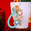 Llavero de Ciervo Sika de la Suerte Incrustado con Diamantes Estilo Chino Colgante para Bolso de Mujer Anillo de Llavero Metálico Regalo de Negocios