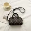 Bolso almohada nuevo de verano 2026, modelo popular en línea, minibolso de moda de este año, bolso de hombro y cruzado, bolso con monograma estilo celebridad